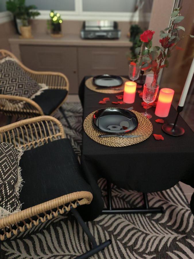La Loveroom Bdsm De Nice " La Chambre Luxe Des Desirs " Dış mekan fotoğraf