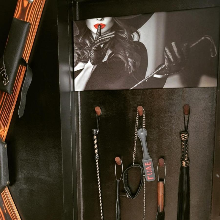 La Loveroom Bdsm De Nice " La Chambre Luxe Des Desirs " Dış mekan fotoğraf