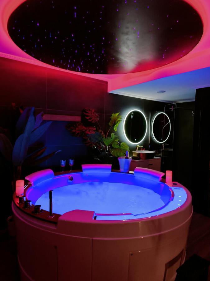 La Loveroom Bdsm De Nice " La Chambre Luxe Des Desirs " Dış mekan fotoğraf
